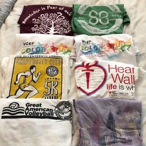 Bundle of 8 T-shirts